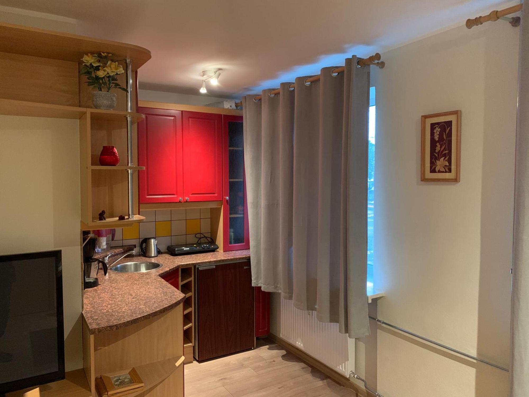 Dikol Two-Room Apartment-Self Check-In & Free Parking Near City Center 塔林 外观 照片